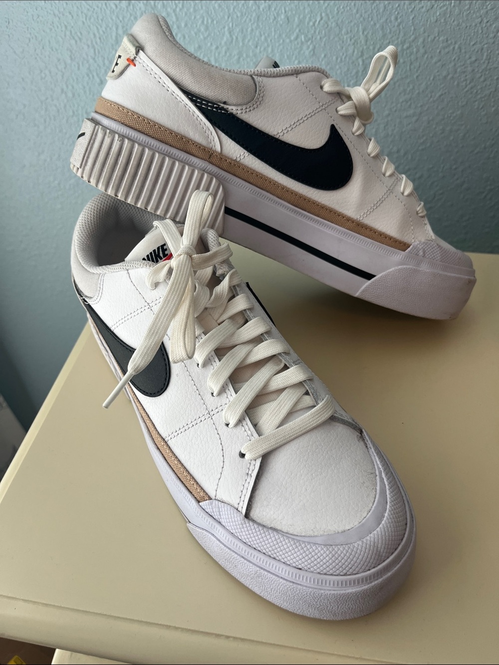 Nike women’s casual sneakers size 8